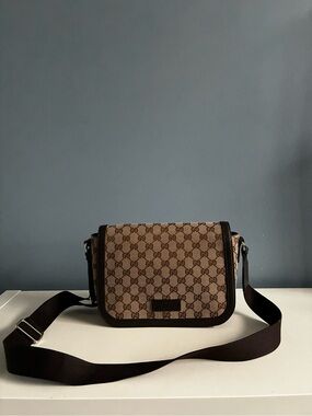 Gucci Beige Brown GG Canvas Messenger Bag with Dark Brown Trim
